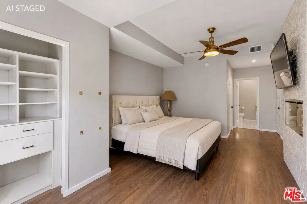 7250 Franklin Avenue #616 Los Angeles, CA 90046