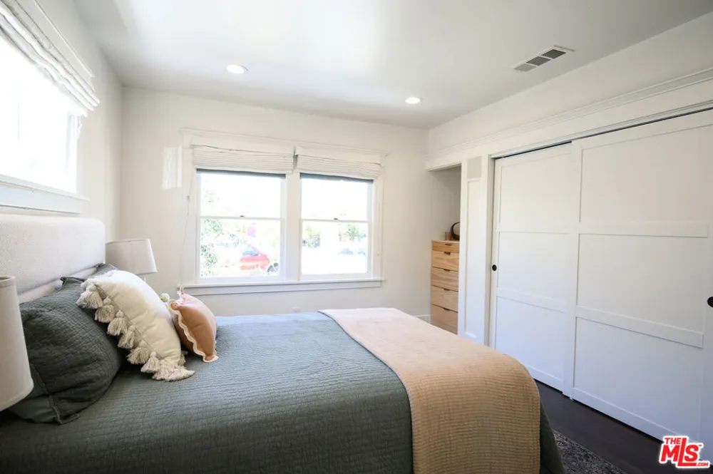 2238 W 28th Street Los Angeles, CA 90018