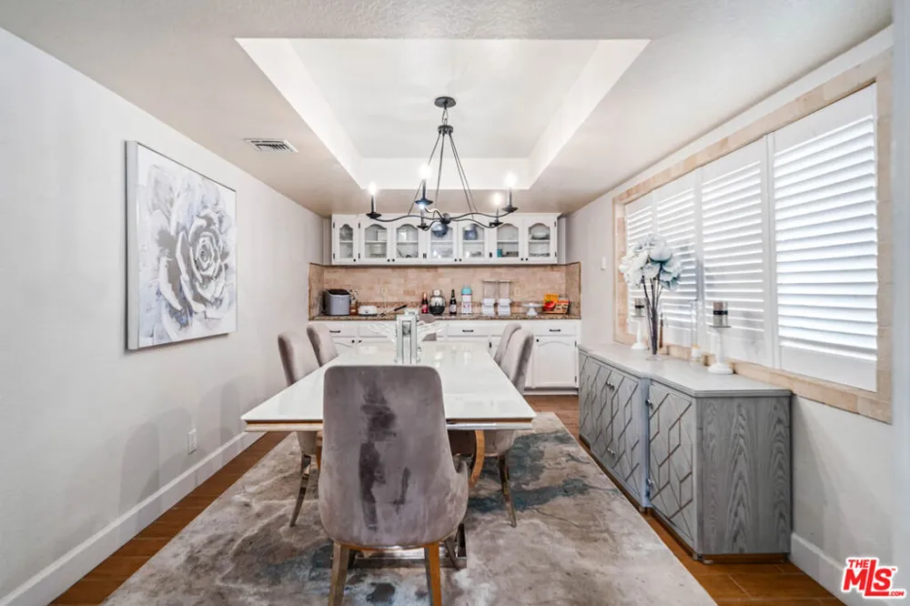 42706 20th Street Lancaster, CA 93534
