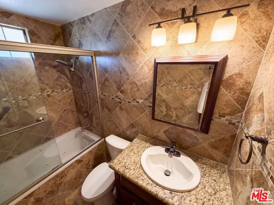 14803 Light Street Whittier, CA 90604