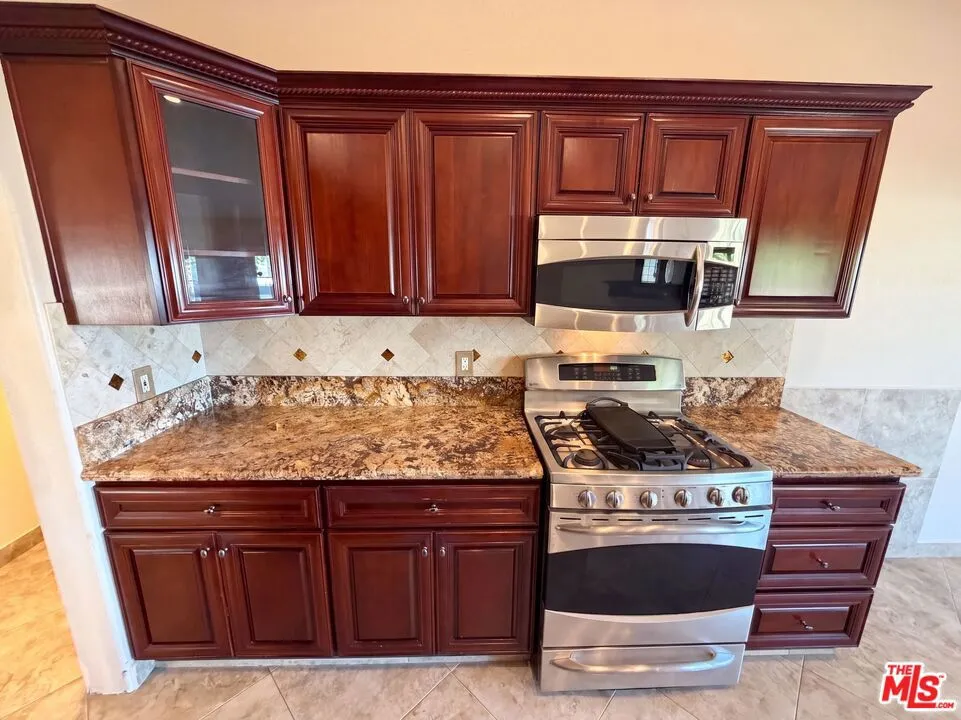 14803 Light Street Whittier, CA 90604