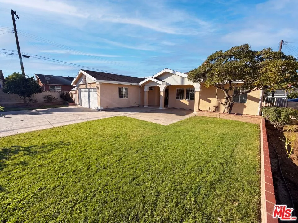 14803 Light Street Whittier, CA 90604