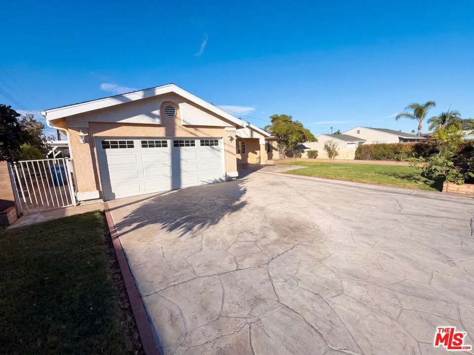 14803 Light Street Whittier, CA 90604