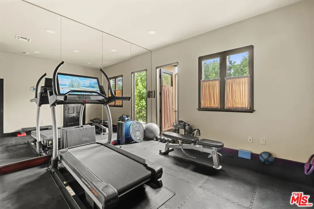 360 S Crescent Drive Beverly Hills, CA 90212