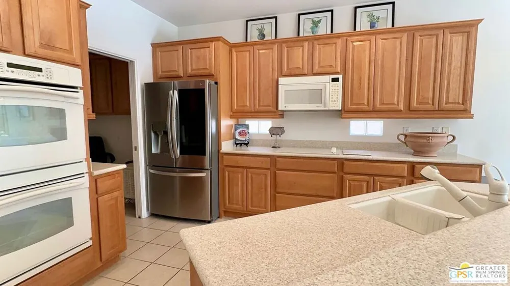 78703 Stansbury Court Palm Desert, CA 92211
