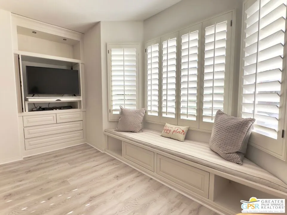 78703 Stansbury Court Palm Desert, CA 92211