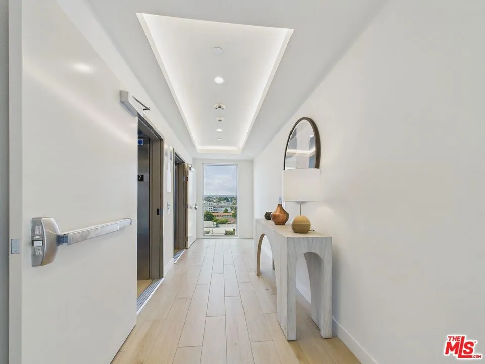 9900 Venice #610 Culver City, CA 90232