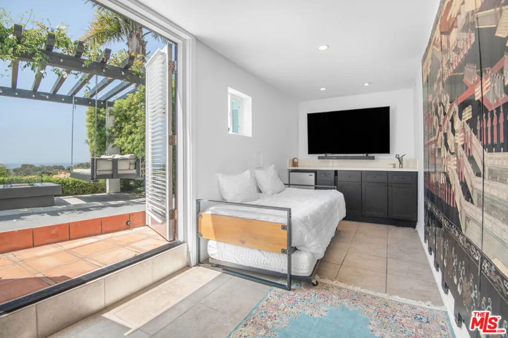 6311 Tantalus Drive Malibu, CA 90265