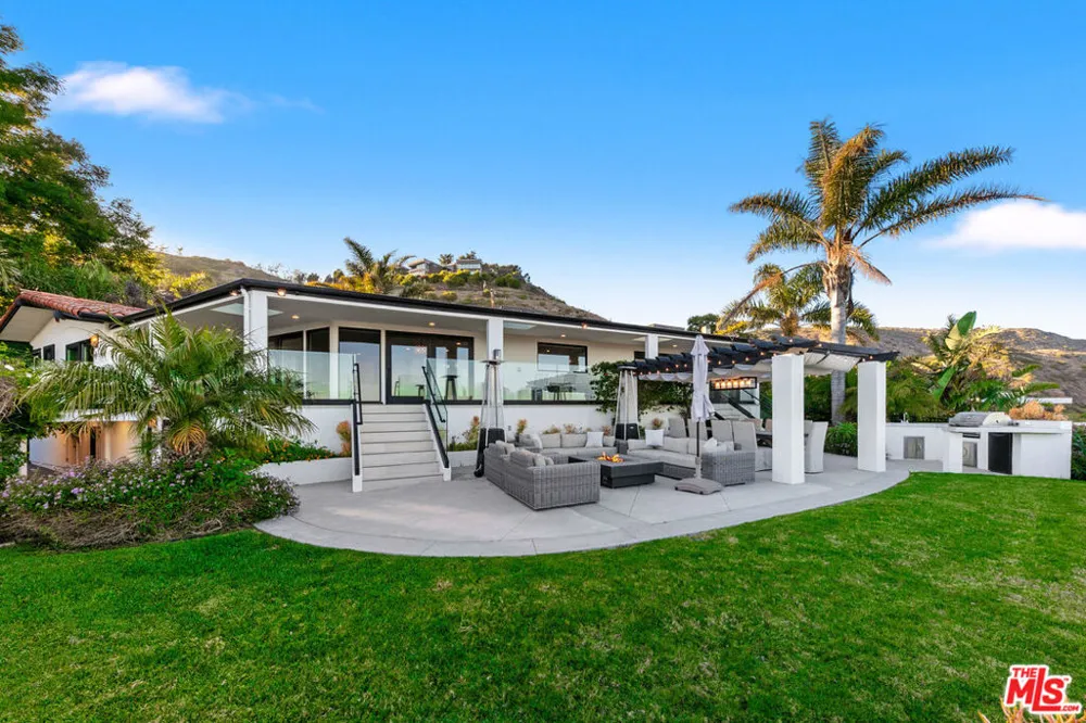 6311 Tantalus Drive Malibu, CA 90265