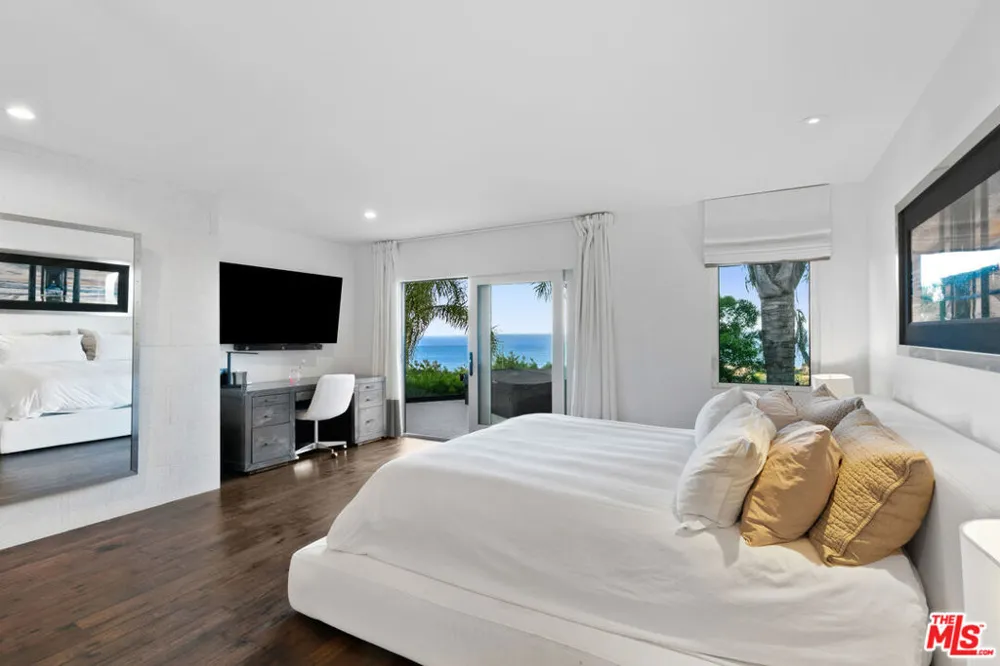 6311 Tantalus Drive Malibu, CA 90265