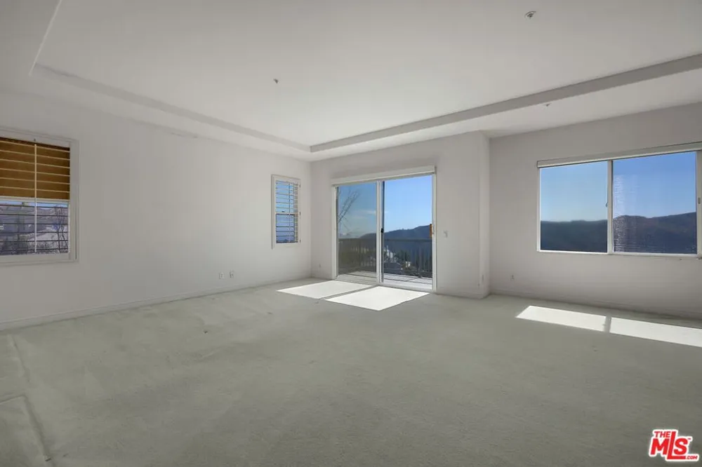1492 Paseo De Oro Los Angeles, CA 90272