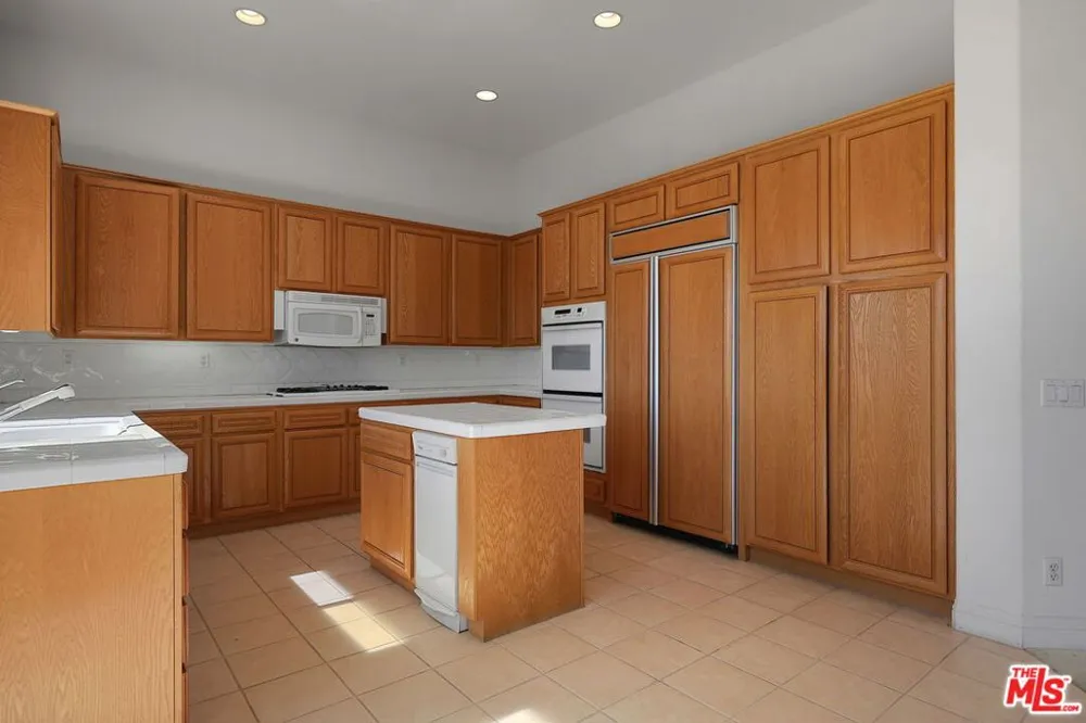 1492 Paseo De Oro Los Angeles, CA 90272