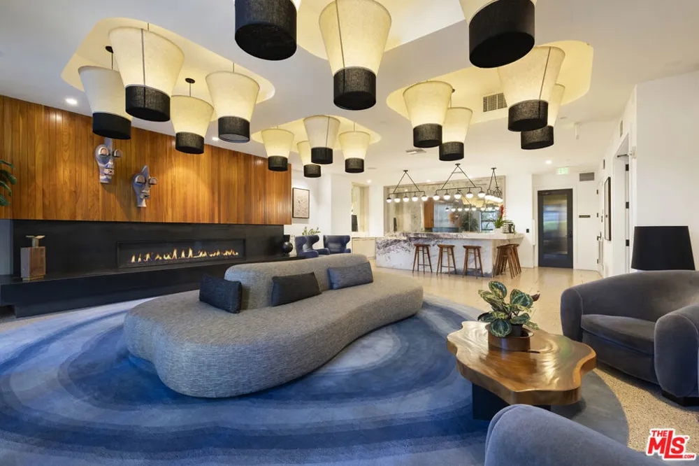 10777 Wilshire Boulevard #207 Los Angeles, CA 90024