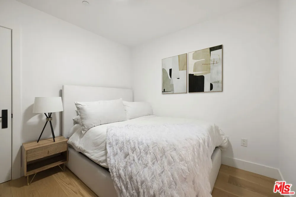 10777 Wilshire Boulevard #207 Los Angeles, CA 90024