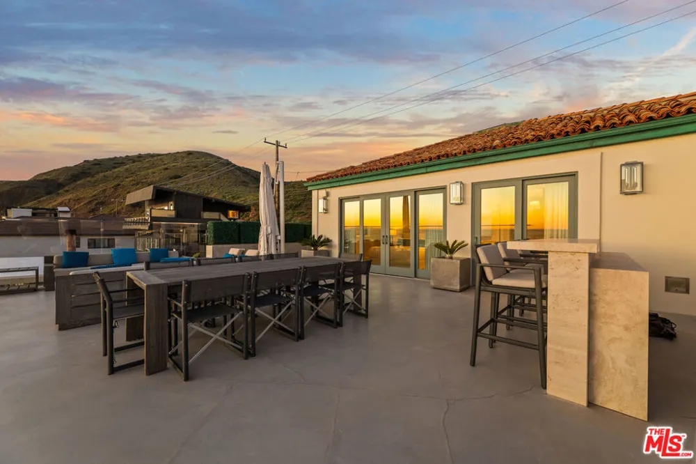 42580 Pacific Coast Hwy Malibu, CA 90265