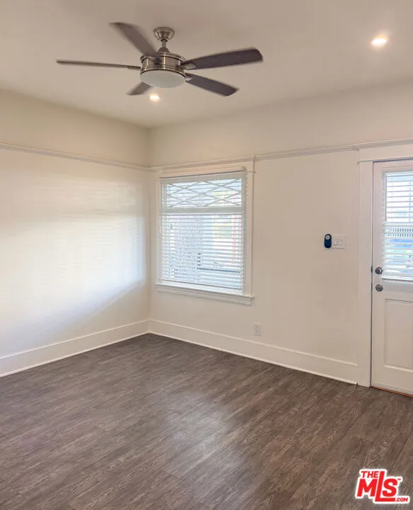 113 Ivy Avenue Monrovia, CA 91016