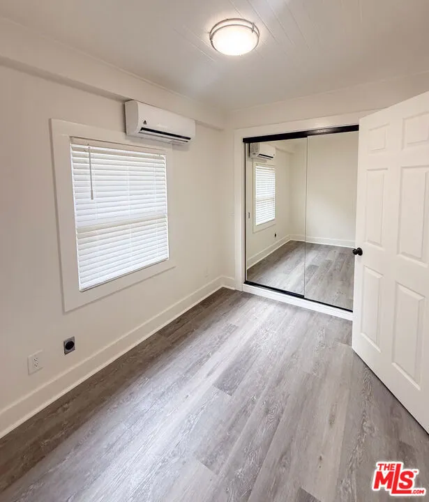 113 Ivy Avenue Monrovia, CA 91016