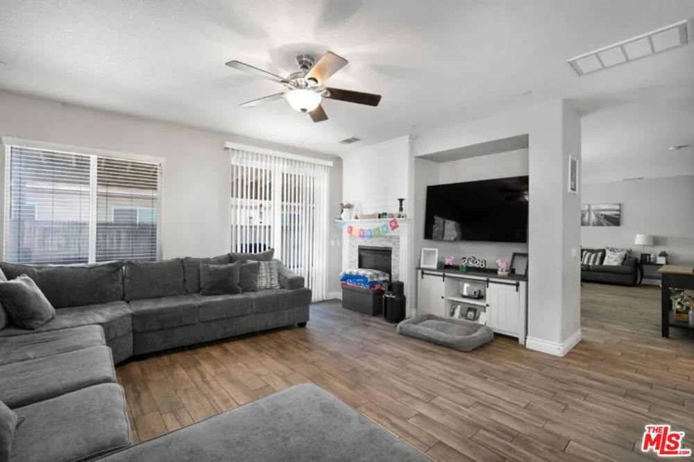3056 Janine Avenue Rosamond, CA 93560