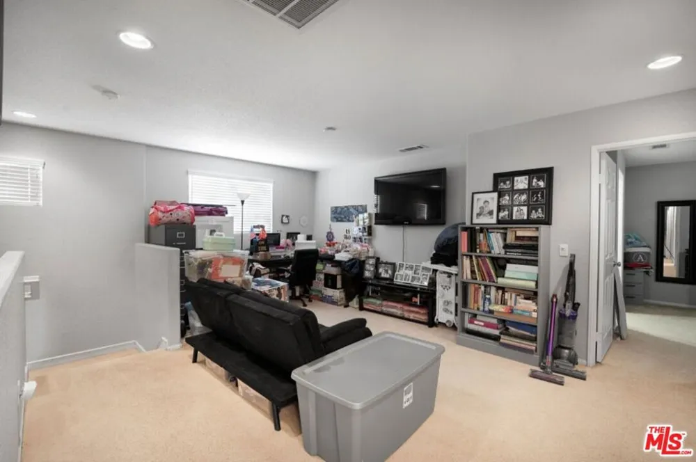 3056 Janine Avenue Rosamond, CA 93560