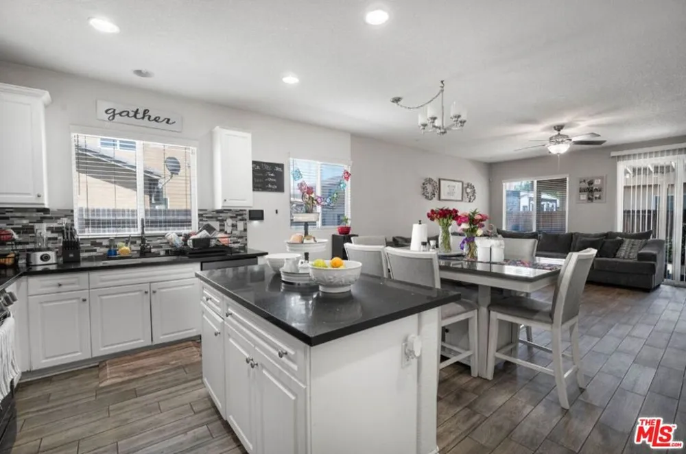3056 Janine Avenue Rosamond, CA 93560