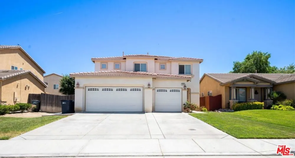 3056 Janine Avenue Rosamond, CA 93560