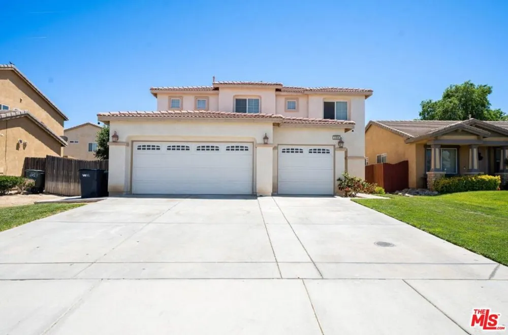 3056 Janine Avenue Rosamond, CA 93560