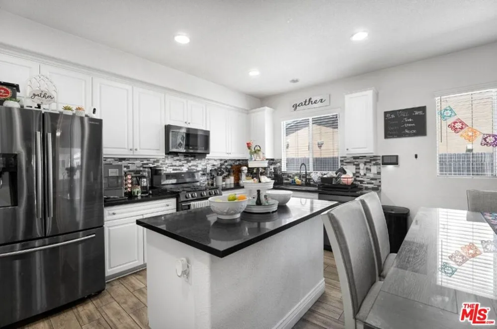 3056 Janine Avenue Rosamond, CA 93560