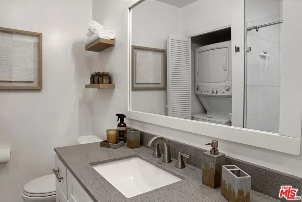 7300 Franklin Avenue #346 Los Angeles, CA 90046