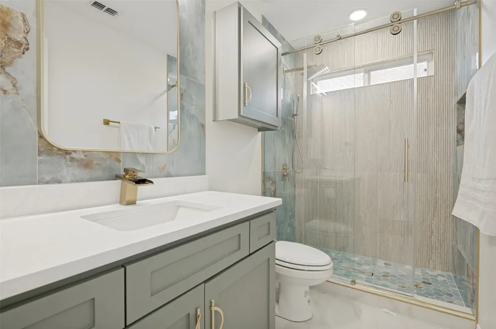 200 Ravenel Street Glenn Heights, TX 75154