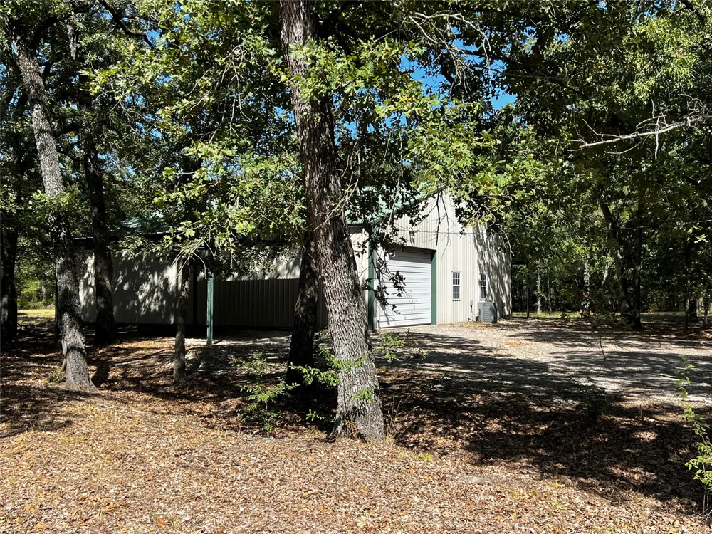6070 County Road 4068 Kemp, TX 75143