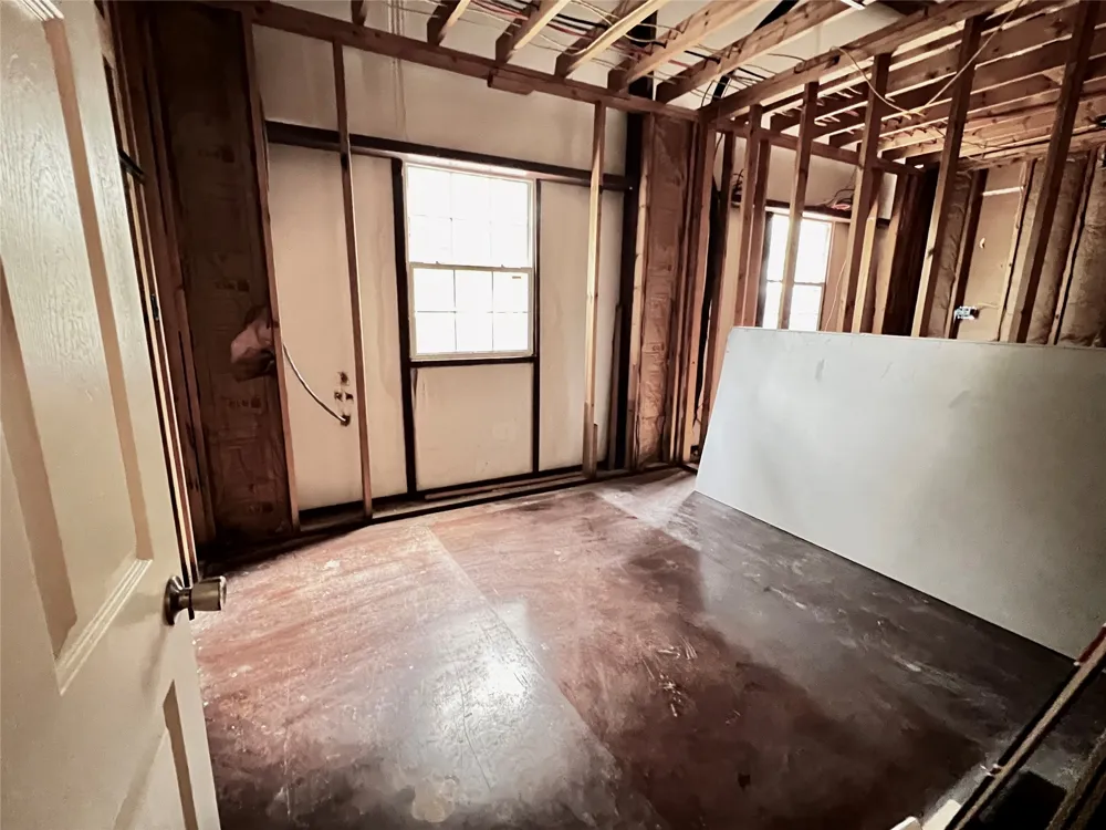 6070 County Road 4068 Kemp, TX 75143