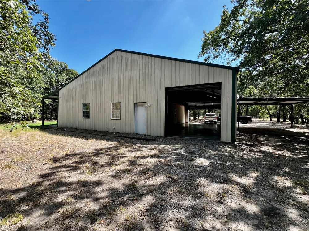 6070 County Road 4068 Kemp, TX 75143
