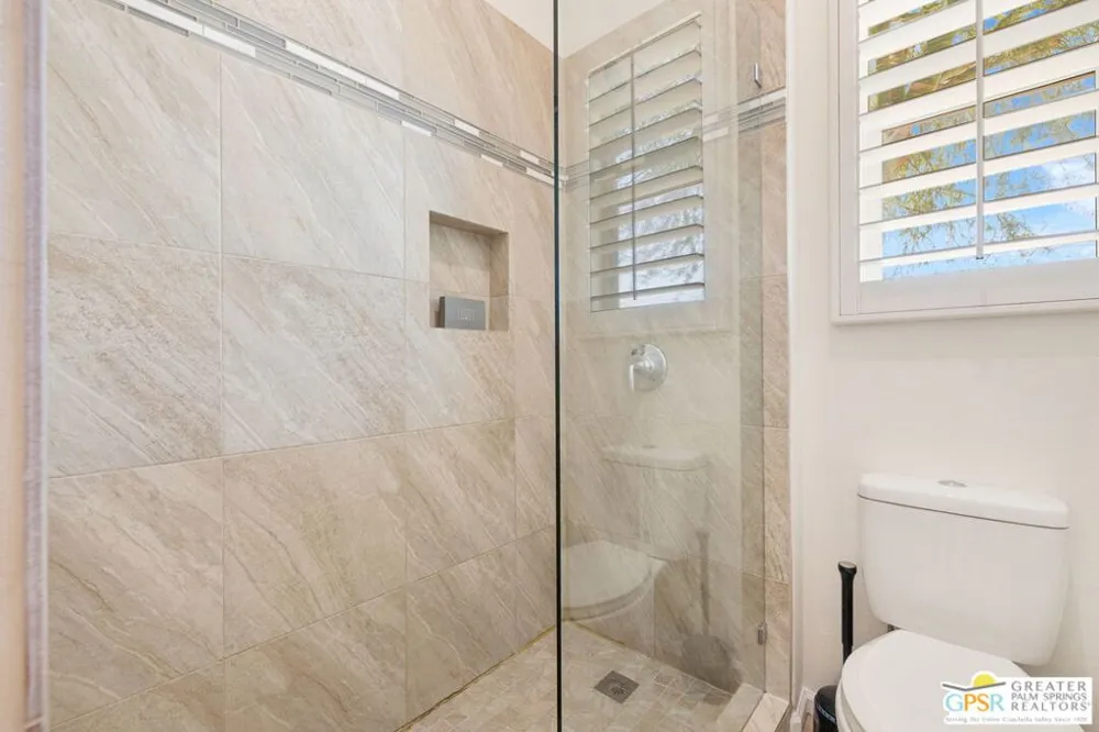 1420 Lorena Way Palm Springs, CA 92262