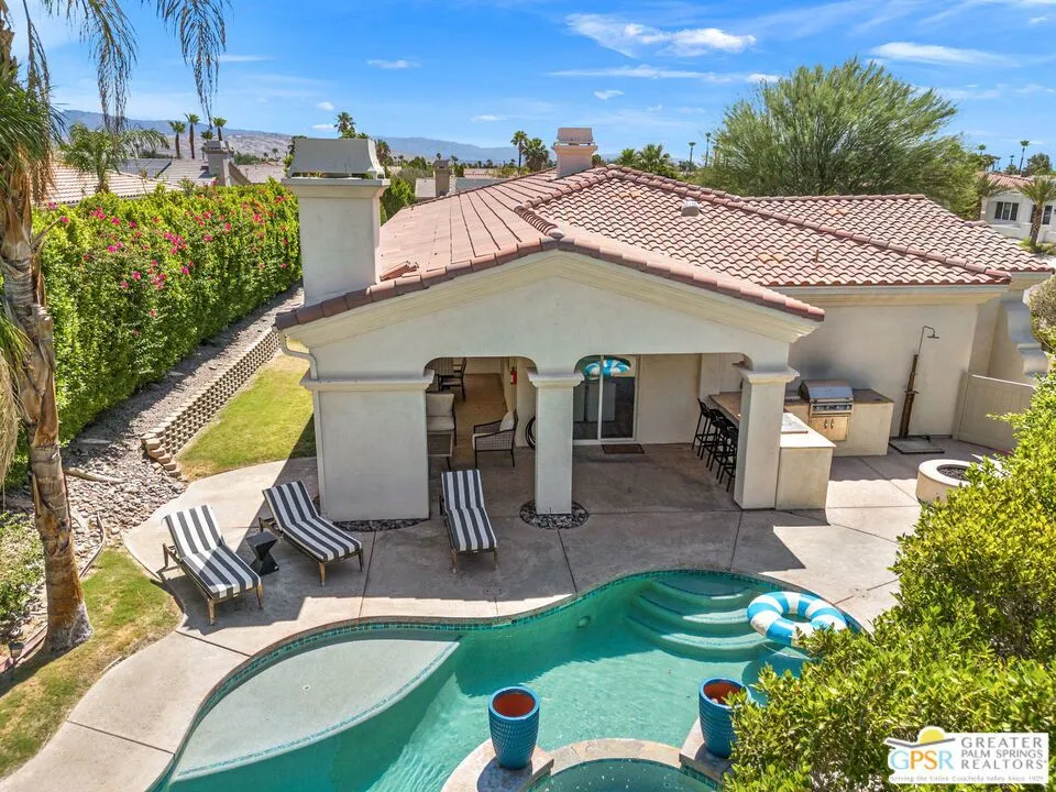 1420 Lorena Way Palm Springs, CA 92262