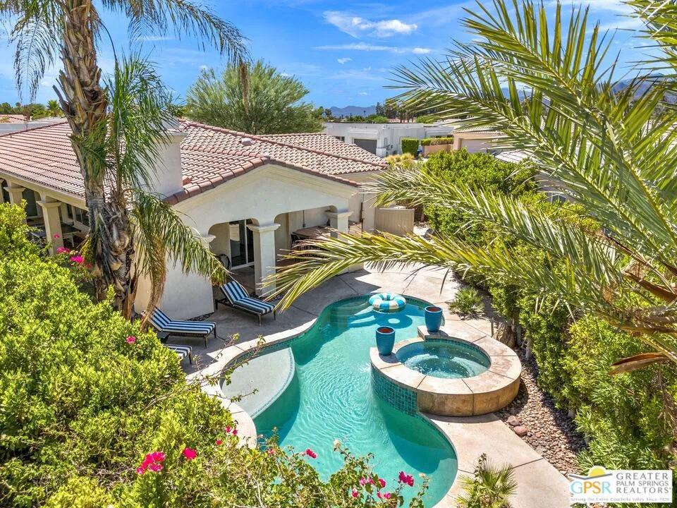 1420 Lorena Way Palm Springs, CA 92262