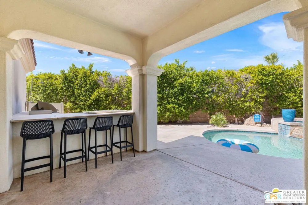 1420 Lorena Way Palm Springs, CA 92262