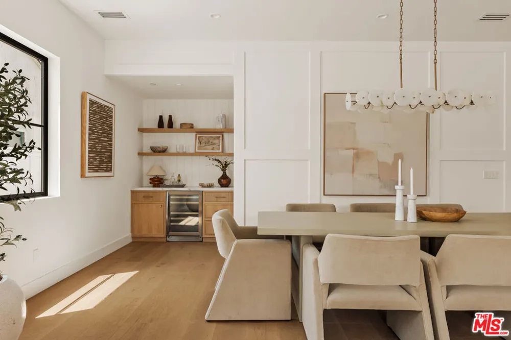 8346 Mcconnell Westchester, CA 90045