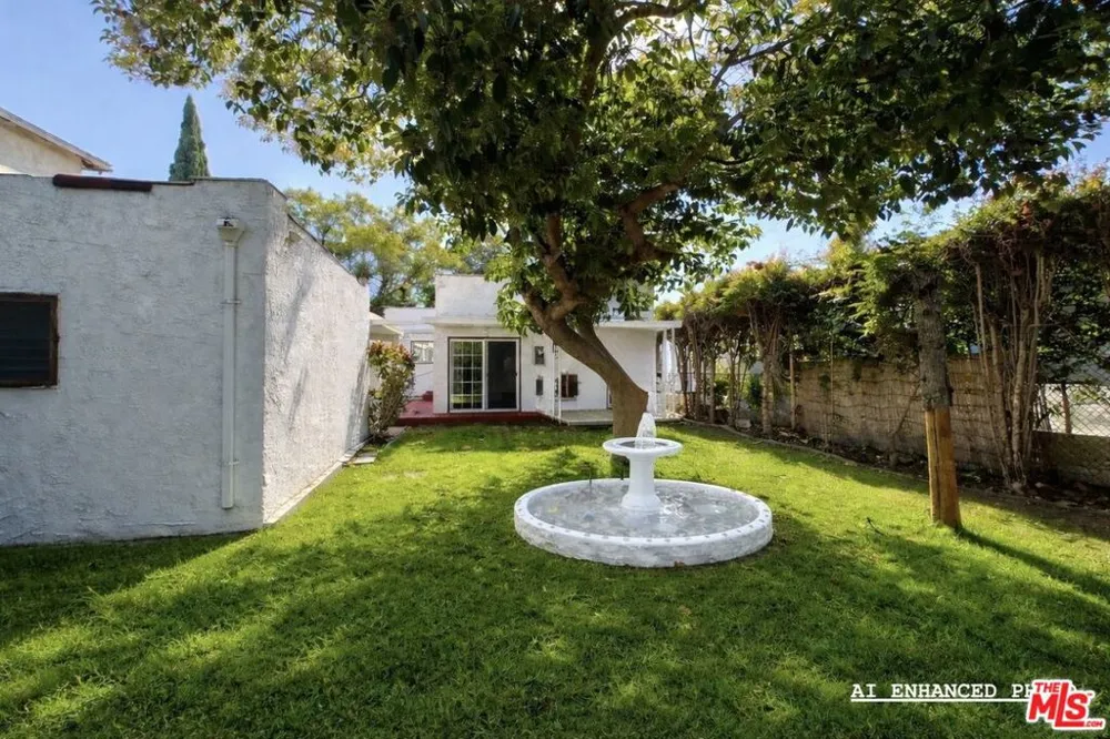 3223 Perlita Avenue Los Angeles, CA 90039