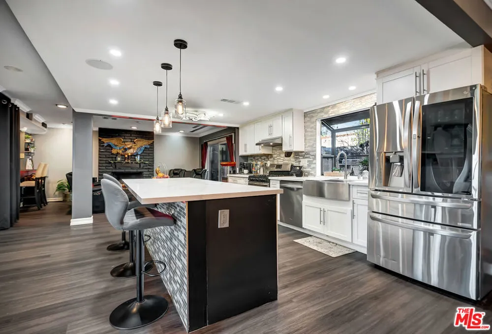 20241 Baltar Street Winnetka, CA 91306