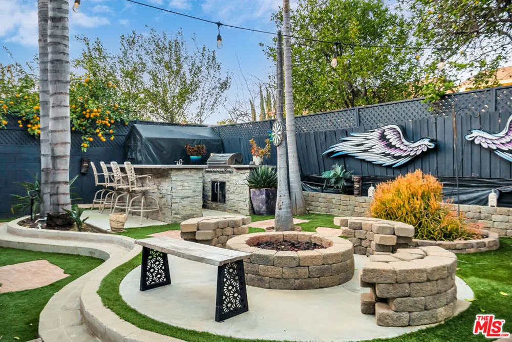 20241 Baltar Street Winnetka, CA 91306