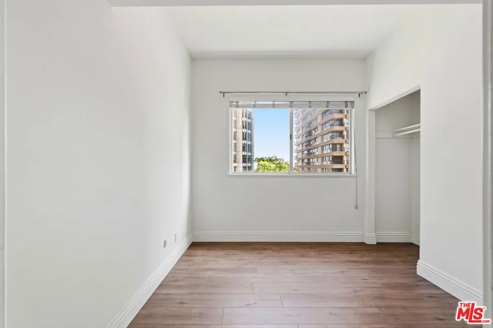 10787 Wilshire Boulevard #402 Los Angeles, CA 90024