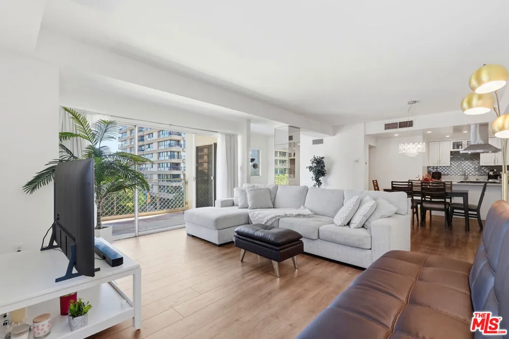 10787 Wilshire Boulevard #402 Los Angeles, CA 90024