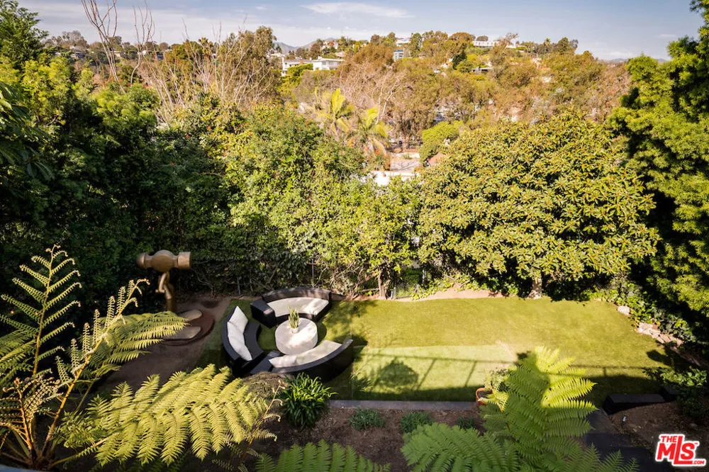 295 Mabery Road Santa Monica, CA 90402