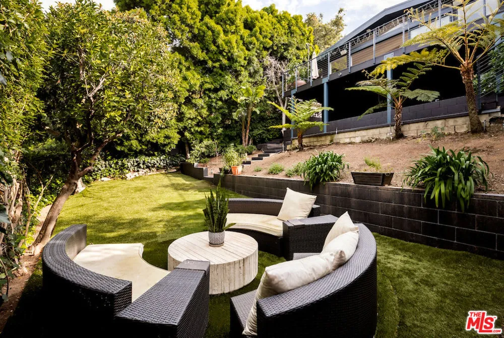 295 Mabery Road Santa Monica, CA 90402