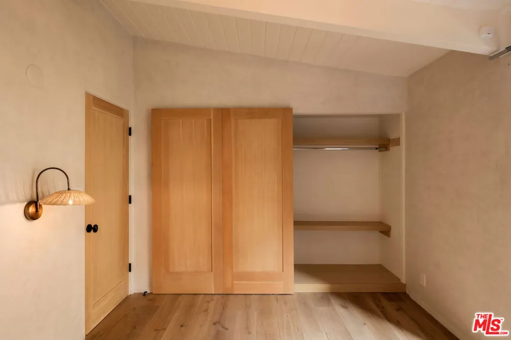 295 Mabery Road Santa Monica, CA 90402