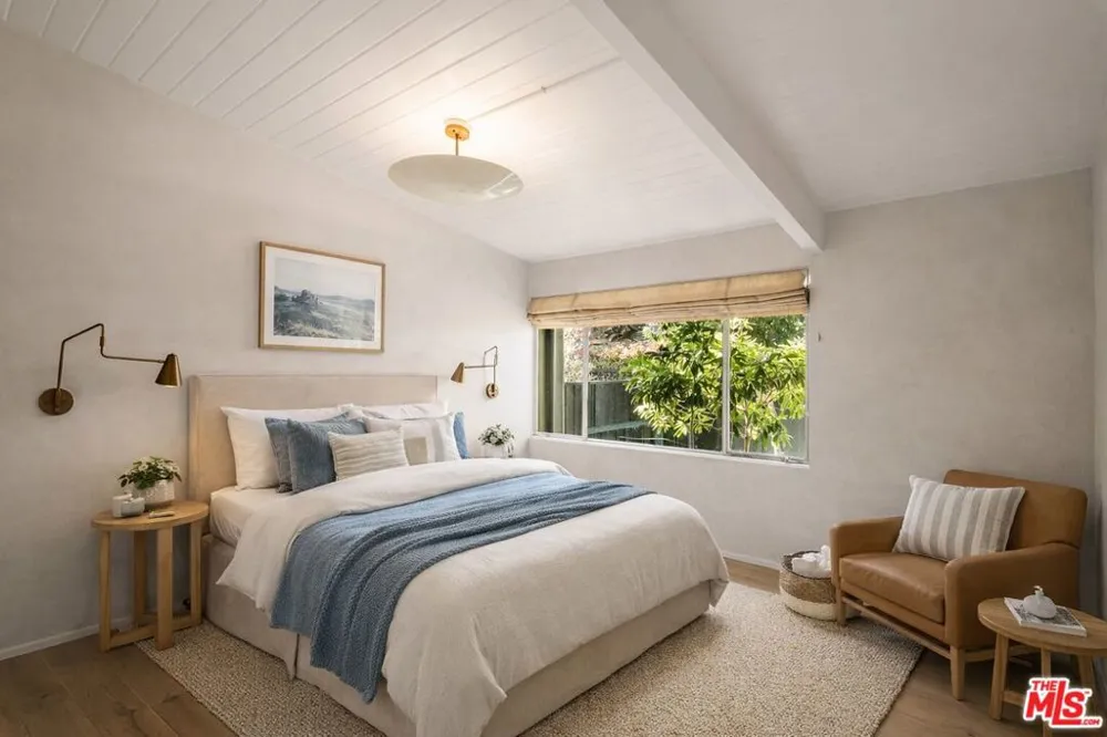 295 Mabery Road Santa Monica, CA 90402