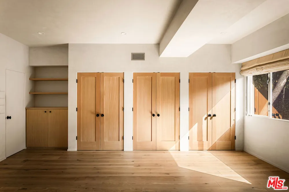 295 Mabery Road Santa Monica, CA 90402