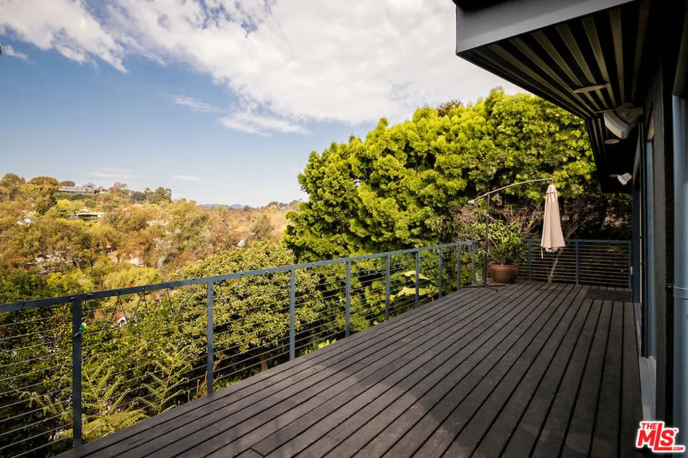 295 Mabery Road Santa Monica, CA 90402