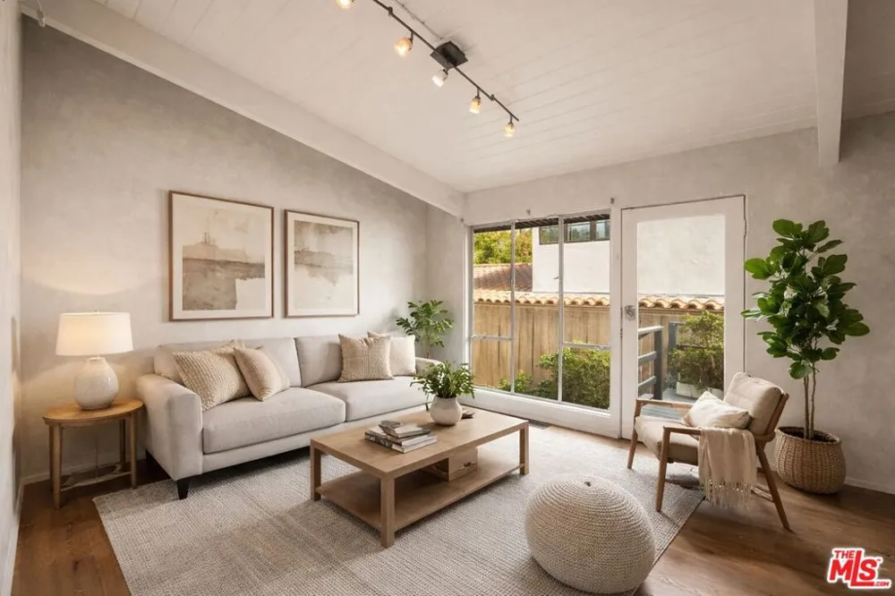 295 Mabery Road Santa Monica, CA 90402