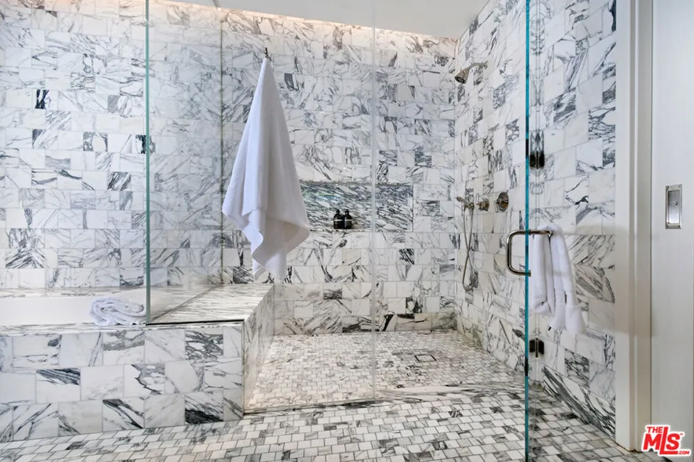 8420 Sunset Boulevard #403 West Hollywood, CA 90069
